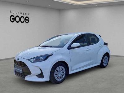Gebraucht Toyota Yaris Hybrid Comfort 116 PS (85 kW) 2023 Super white 2 Kleinwagen