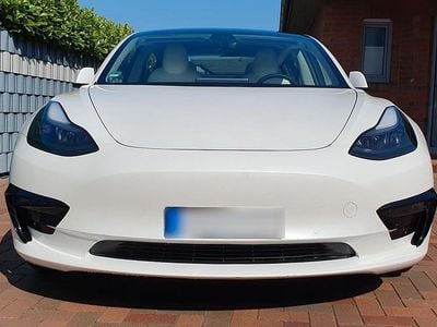 Second-hand Tesla Model 3 Long Range AWD 366 kW (498 CP) 2021 Alb Berlinǎ