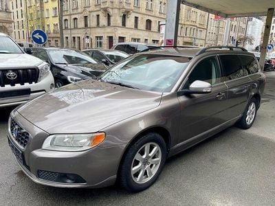 Second-hand Volvo V70 Kinetic 163 CP (119 kW) 2010 Maro Break