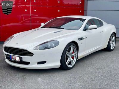 gebraucht Aston Martin DB9 Coupe Touchtronic, 6.0 V12, Perlweiß Leder Red