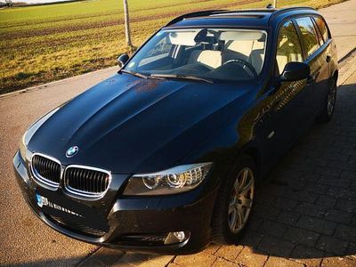 Gebraucht BMW 320 184 PS (135 kW) 2010 Schwarz Kombi