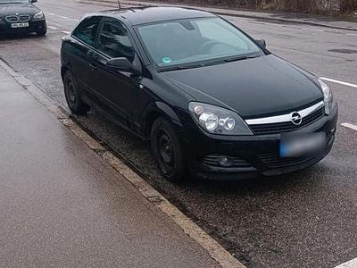 Gebraucht Opel Astra GTC 115 PS (84 kW) 2009 Schwarz Kleinwagen