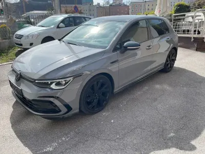 Gebraucht VW Golf VIII R-line 190 PS (139 kW) 2024 Grau Limousine