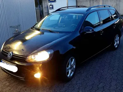 Gebraucht VW Golf VII Trendline 105 PS (77 kW) 2012 Schwarz Kombi