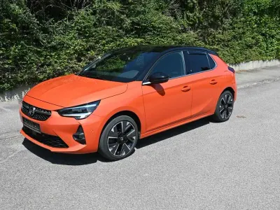 Gebraucht Opel Corsa-e Ultimate 100 kW (136 PS) 2022 Orange Kleinwagen