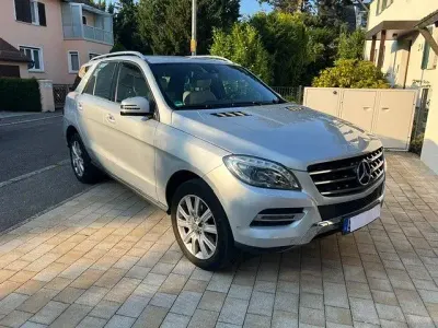 Gebraucht Mercedes ML350 258 PS (189 kW) 2013 Silber SUV