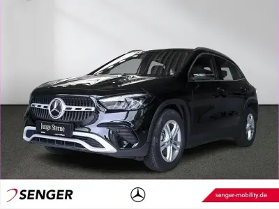 Gebraucht Mercedes GLA200 163 PS (119 kW) 2025 Schwarz SUV