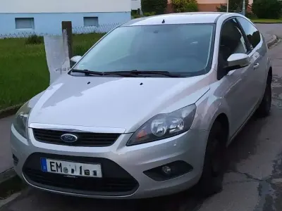 Gebraucht Ford Focus Sport 116 PS (85 kW) 2009 Silber Limousine