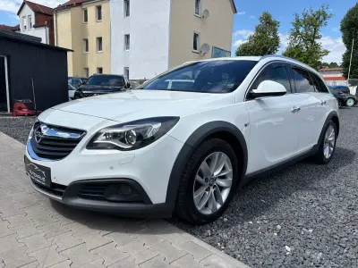 Gebraucht Opel Insignia Country Tourer Basis 170 PS (125 kW) 2016 Weiß Kombi