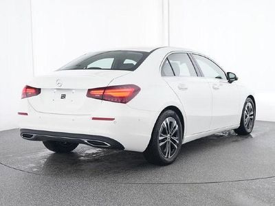 Gebraucht Mercedes A180 Progressive 136 PS (100 kW) 2024 Weiß Limousine