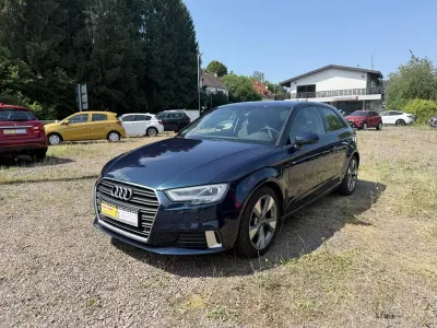 Gebraucht Audi A3 Sport 150 PS (110 kW) 2017 Blau Limousine