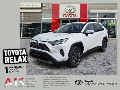 Gebraucht Toyota RAV4 Hybrid Team 218 PS (160 kW) 2023 Schneeweiß SUV