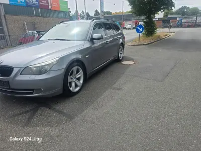 Gebraucht BMW 525 Advantage 197 PS (144 kW) 2008 Grau Kombi