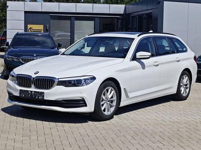 Alpinweiss iii Gebraucht 2017 BMW 520 Sport Line Kombi | 16.390 € (Superpreis)
