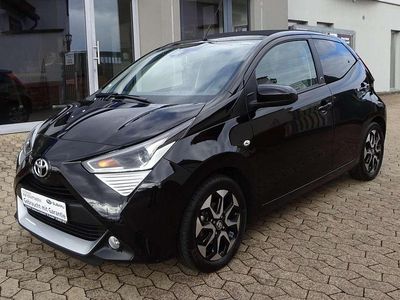Second-hand Toyota Aygo X-play 72 CP (52 kW) 2021 Negru Hatchback