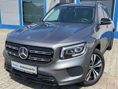 Mercedes GLB220