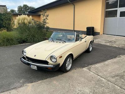 Gebraucht Fiat 124 Spider 110 PS (80 kW) 1983 Beige Cabrio
