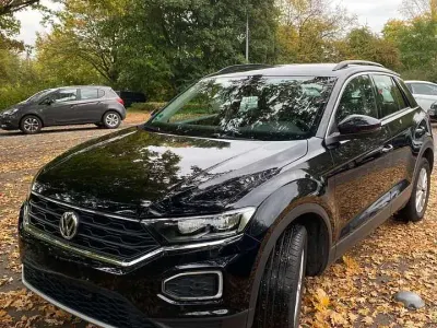 Gebraucht VW T-Roc Style 150 PS (110 kW) 2019 Schwarz SUV