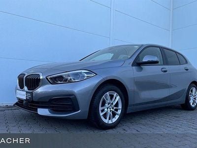 Grau Gebraucht 2024 BMW 118 Advantage Kleinwagen | 24.899 € (Fairer Preis)