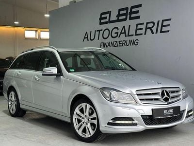 Usata Mercedes C200 Avantgarde 136 CV (100 kW) 2014 Argento SUV