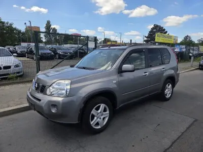 Gebraucht Nissan X-Trail XE 141 PS (103 kW) 2009 Silber SUV