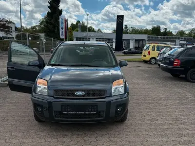 Gebraucht Ford Fusion 80 PS (58 kW) 2008 Kleinwagen