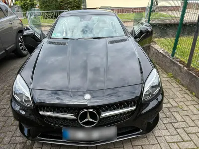 Gebraucht Mercedes SLC250 204 PS (150 kW) 2016 Schwarz Cabrio