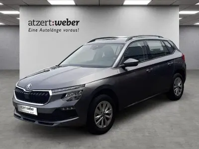Neu Skoda Kamiq Selection 116 PS (85 kW) 2026 Graphitegrau metallic SUV