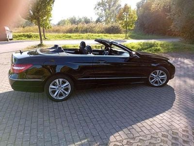 Mercedes E200