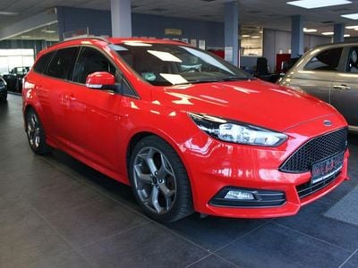 Gebraucht Ford Focus ST 250 PS (183 kW) 2018 Rot Kombi