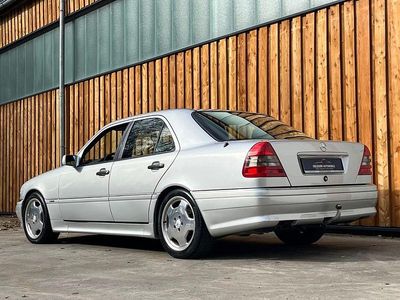 Gebraucht Mercedes C280 AMG 193 PS (141 kW) 1993 Silber Limousine