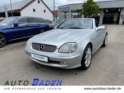 Gebraucht Mercedes SLK230 197 PS (144 kW) 2002 Silber Cabrio
