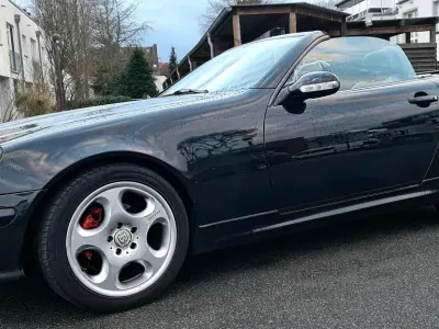 Gebraucht Mercedes SLK230 197 PS (144 kW) 2002 Schwarz Cabrio