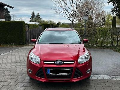 Usata Ford Focus Titanium 150 CV (110 kW) 2013 Rosso Station wagon