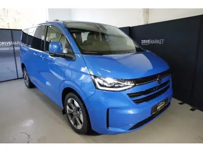 Usata VW Caravelle Style 170 CV (125 kW) 2026 Blu Furgone