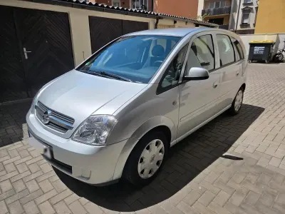 Gebraucht Opel Meriva 90 PS (66 kW) 2006 Silber Van / Kleinbus