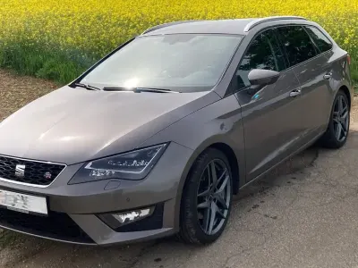 Używany Seat Leon ST FR 184 KM (135 kW) 2016 Szary Kombi