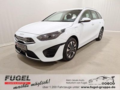 Gebraucht Kia Ceed Sportswagon Spirit 141 PS (103 kW) 2022 Cararraweiss Kombi
