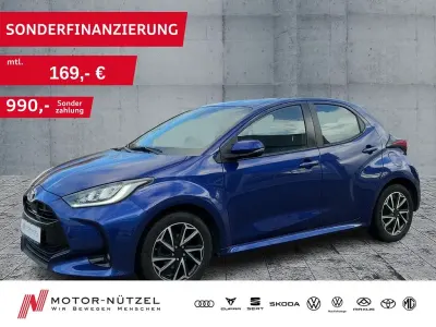 Gebraucht Toyota Yaris Team 125 PS (91 kW) 2021 Blau Kleinwagen