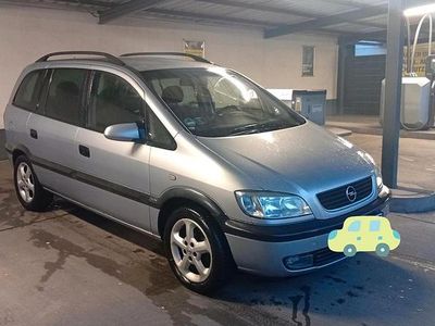 Gebraucht Opel Zafira 2002 Silber Van / Kleinbus