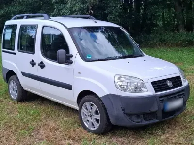 Gebraucht Fiat Doblò 77 PS (56 kW) 2009 Weiß Van / Kleinbus
