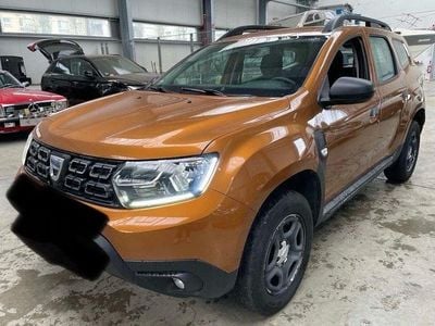 Gebraucht Dacia Duster Essentiel 114 PS (83 kW) 2019 Orange SUV