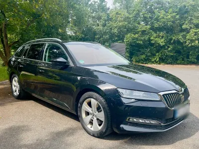 Gebraucht Skoda Superb Premium Edition 190 PS (139 kW) 2019 Schwarz Kombi
