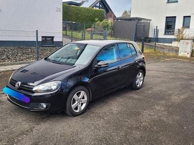 Gebraucht VW Golf VI Trendline 105 PS (77 kW) 2011 Schwarz Kleinwagen