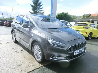 Gebraucht Ford S-MAX Vignale 190 PS (139 kW) 2019 Magnetic grau Van / Kleinbus