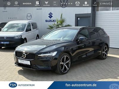 Gebraucht Volvo V60 Plus 349 PS (256 kW) 2025 Schwarz Kombi
