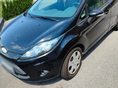 Gebraucht Ford Fiesta 97 PS (71 kW) 2009 Schwarz Kleinwagen