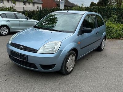 gebraucht Ford Fiesta 1.3 mit TÜV 08/25