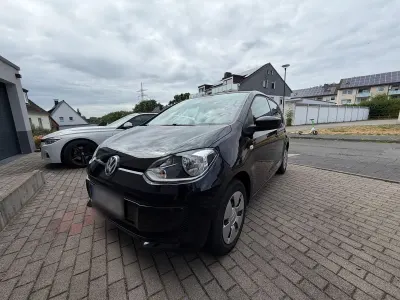 Gebraucht VW up! 60 PS (44 kW) 2016 Schwarz Kleinwagen