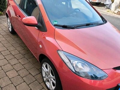 Gebraucht Mazda 2 86 PS (63 kW) 2008 Rot Kleinwagen